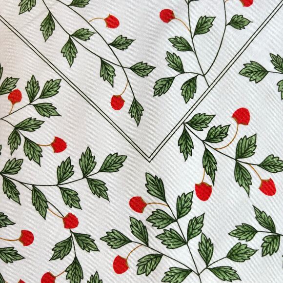 Christmas Tablecloth printed cotton mod green red white rectangle holly berries - Picture 3 of 6